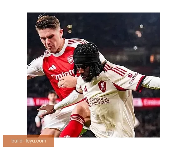 英超争冠格局生变豪门鏖战冲刺阶段悬念再起曼城阿森纳利物浦三强对决