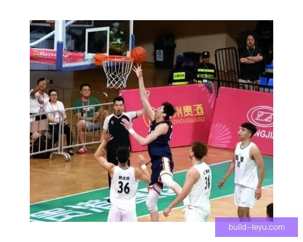 CBA新赛季激烈开战多支强队争夺榜首引球迷高度关注 CBA新赛季激烈开战多支强队争夺榜首引球迷高度关注