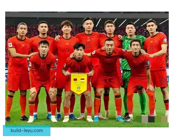 中国足球联赛新赛季揭幕战精彩纷呈 多支劲旅争夺冠军席位争锋不断 中国足球联赛新赛季揭幕战精彩纷呈 多支劲旅争夺冠军席位争锋不断