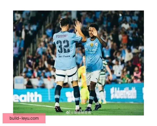 曼城青训奥斯卡鲍勃位置演变与战术适应全面解析 曼城青训奥斯卡鲍勃位置演变与战术适应全面解析